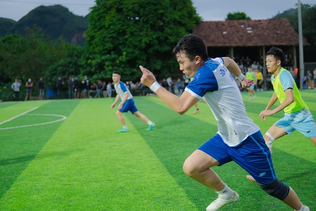 尤其是在裁 尤其是在裁